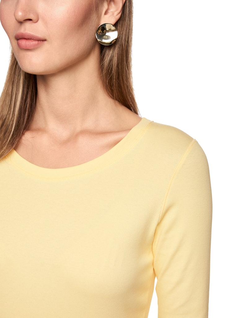 Schmal geschnittenes T-Shirt mit 3/4-Arm