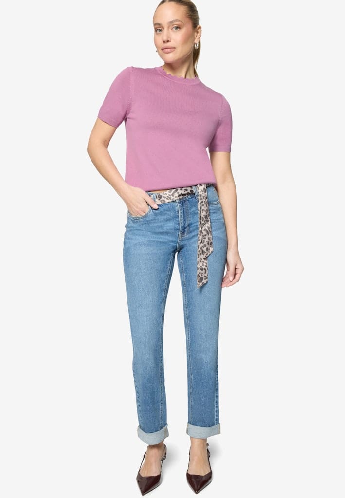 Kurzarmpullover mit Wellensaum