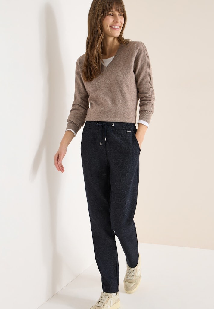 Slim Leg Hose