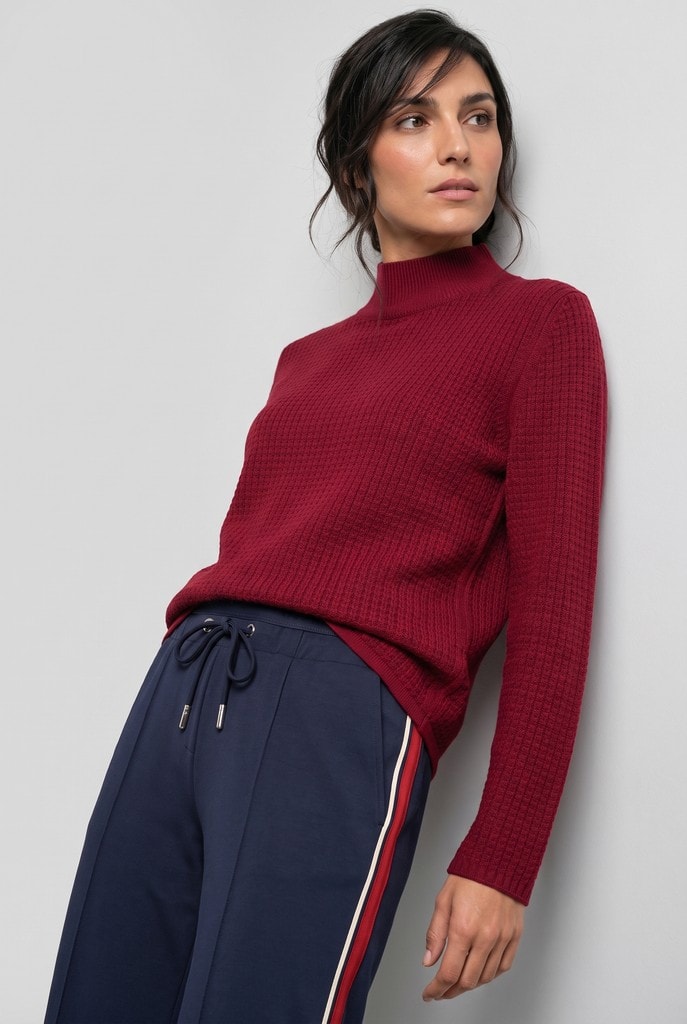 Pullover Long Sleeves