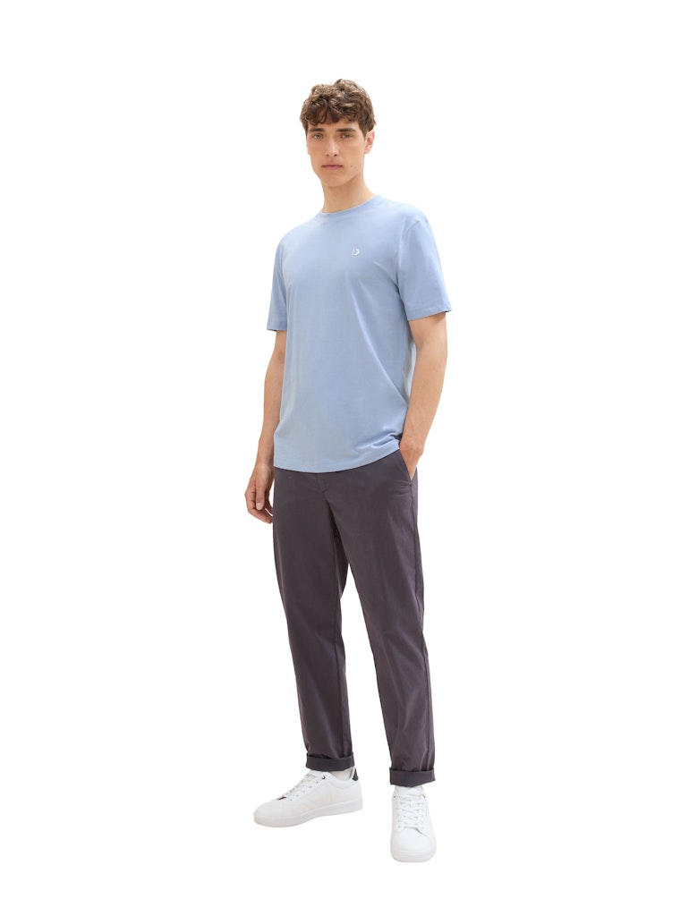 Basic T-Shirt