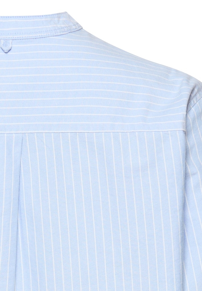 Gestreifte Bluse mit krempelbaren Ärmeln
